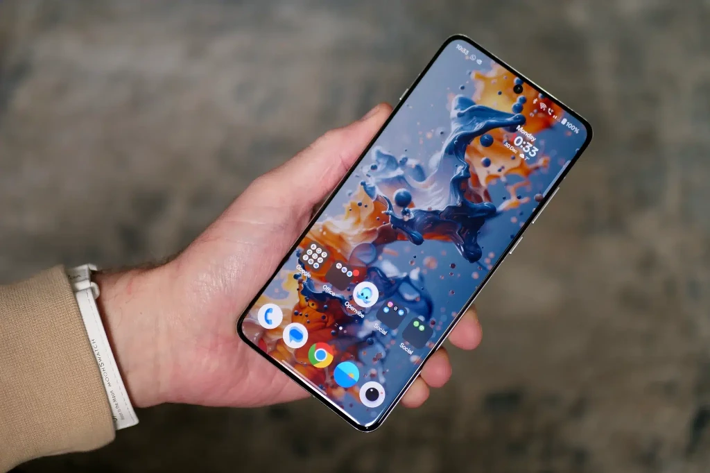 OnePlus 16 отримає акумулятор на 9000 мА·год, найбільший в історії флагманів бренду. Презентація вже 12 жовтня